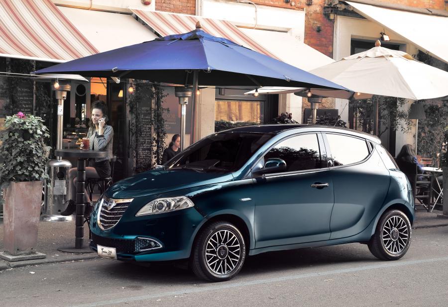 Lancia Ypsilon 30th Anniversary (846) 2015 года  (фото 4 из 22)